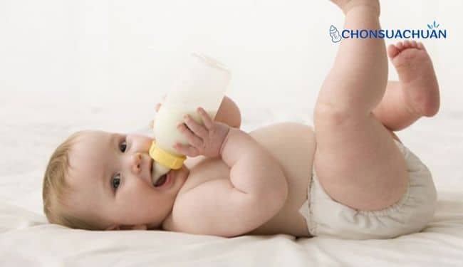 Trẻ sơ sinh mất bao lâu để tiêu hoá sữa